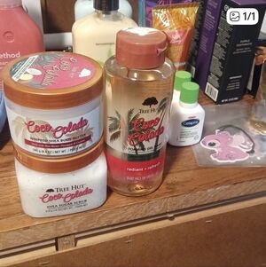 Coco Colada Body Care Set - White & Gold